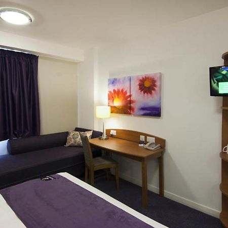 Premier Inn Birmingham South - Hall Green 외부 사진