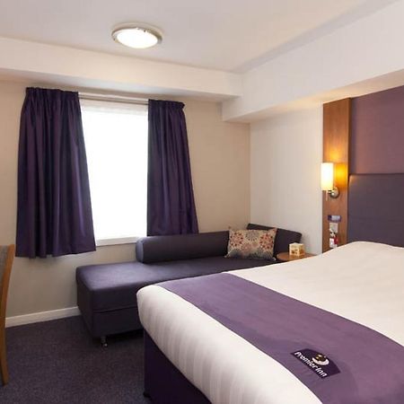 Premier Inn Birmingham South - Hall Green 외부 사진